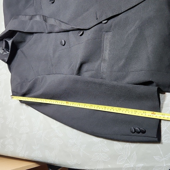 Noir Formal Jacket - Picture 12 of 13